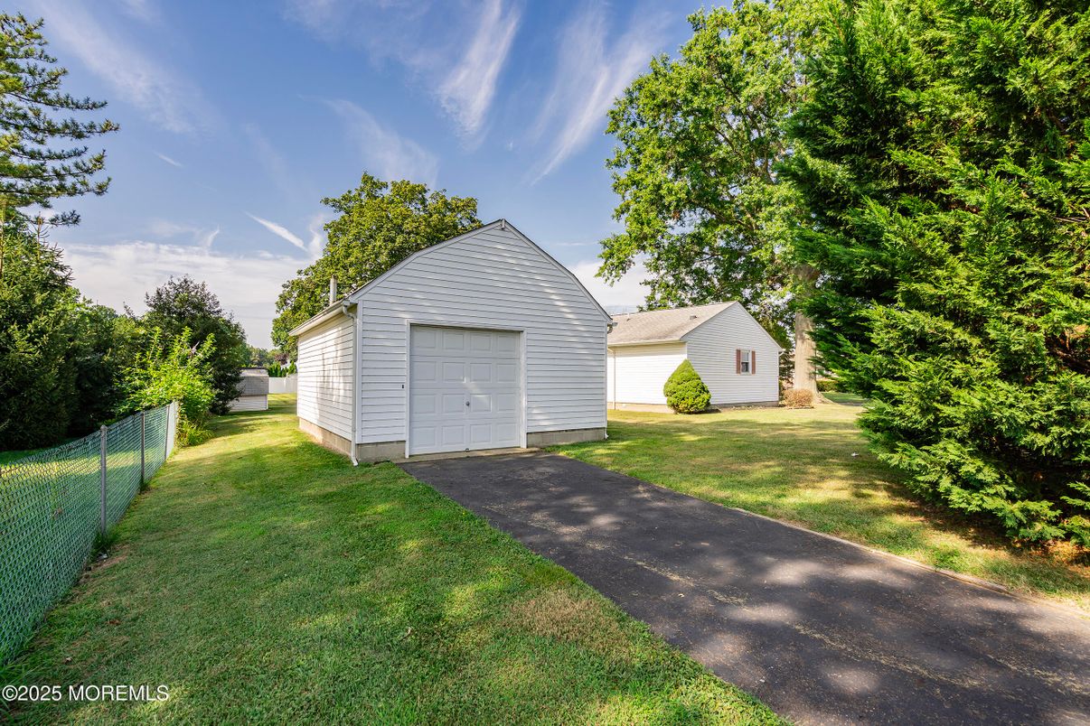 Backyard, Detached Garage, Exterior