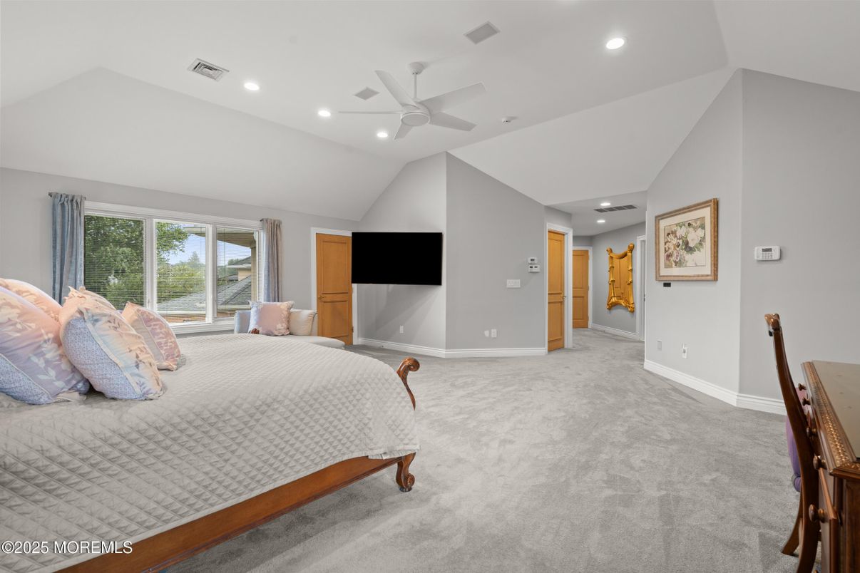 Bedroom, Interior, Recessed Lighting