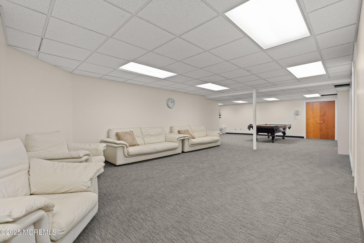 Game Room, Interior, Living room, Recessed Lighting