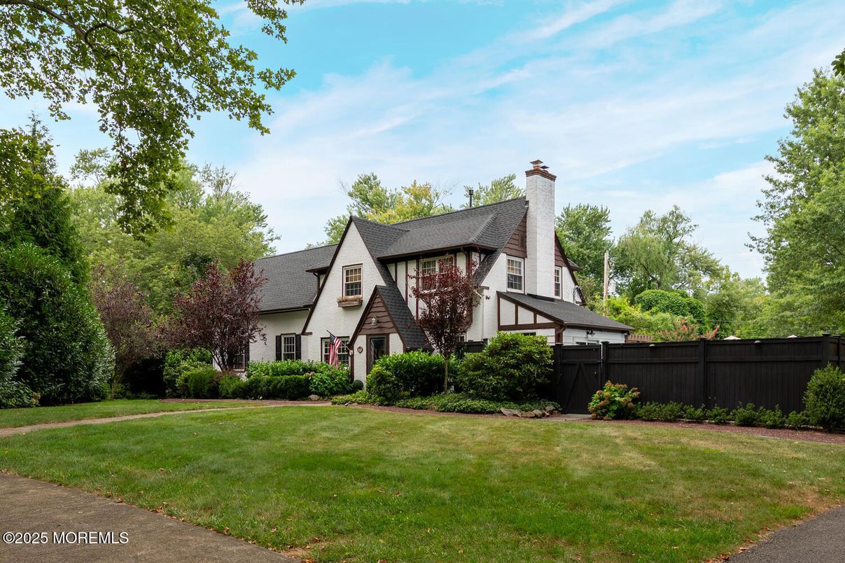 Backyard, Exterior, Facade, Tudor Revival