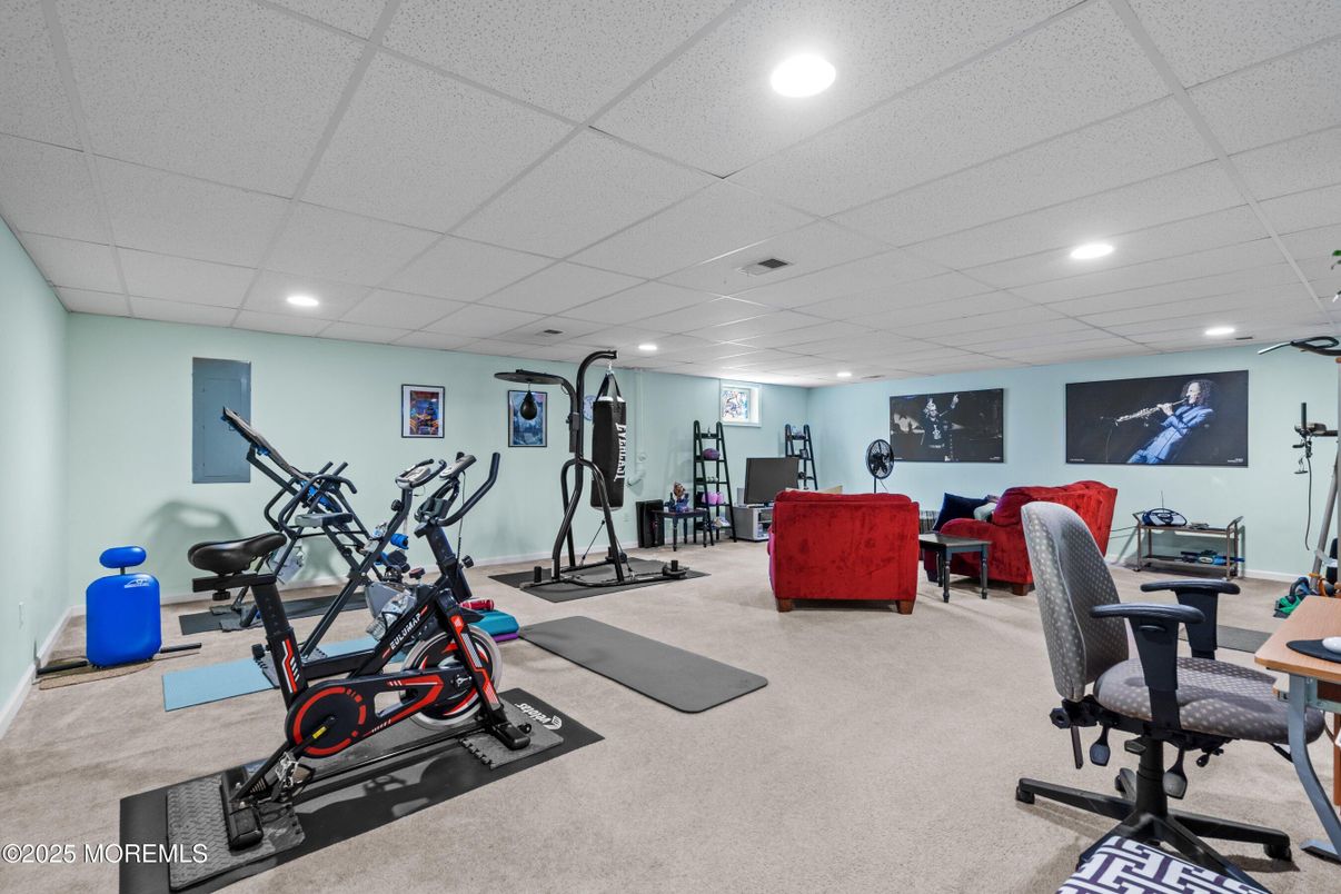 Fitness Equipment, Interior, Recessed Lighting
