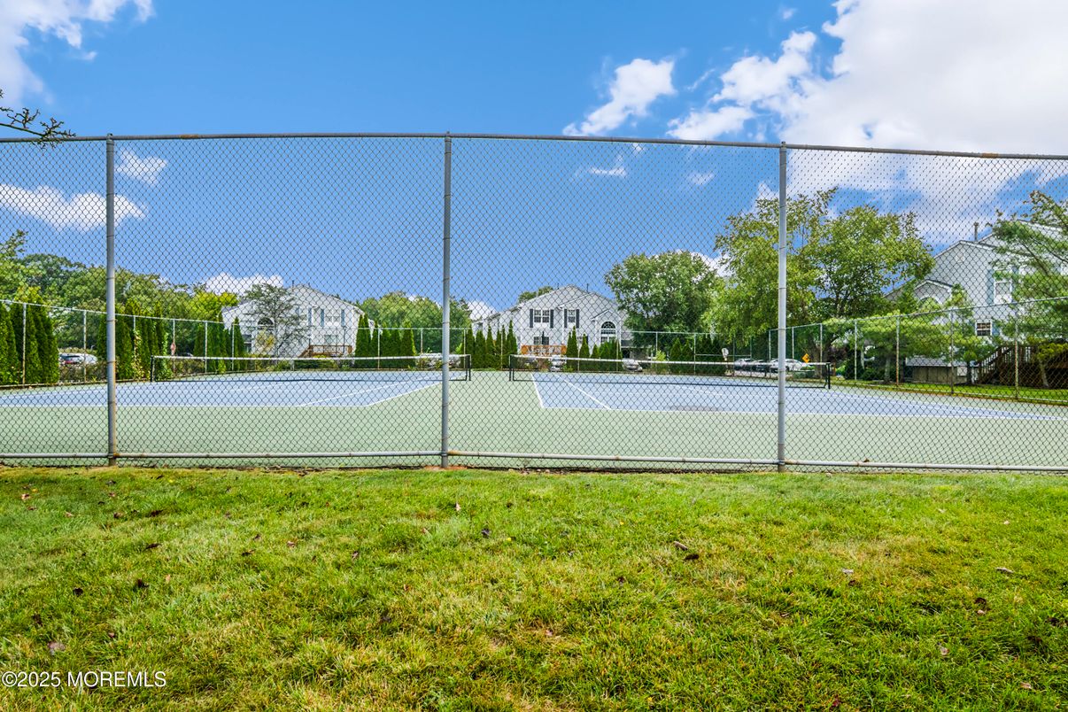 Exterior, Tennis Courts