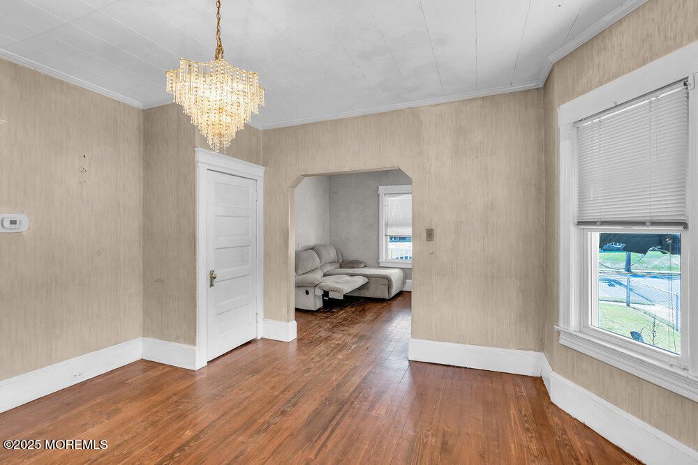 Chandelier, Empty room, Interior, Wood Texture Flooring
