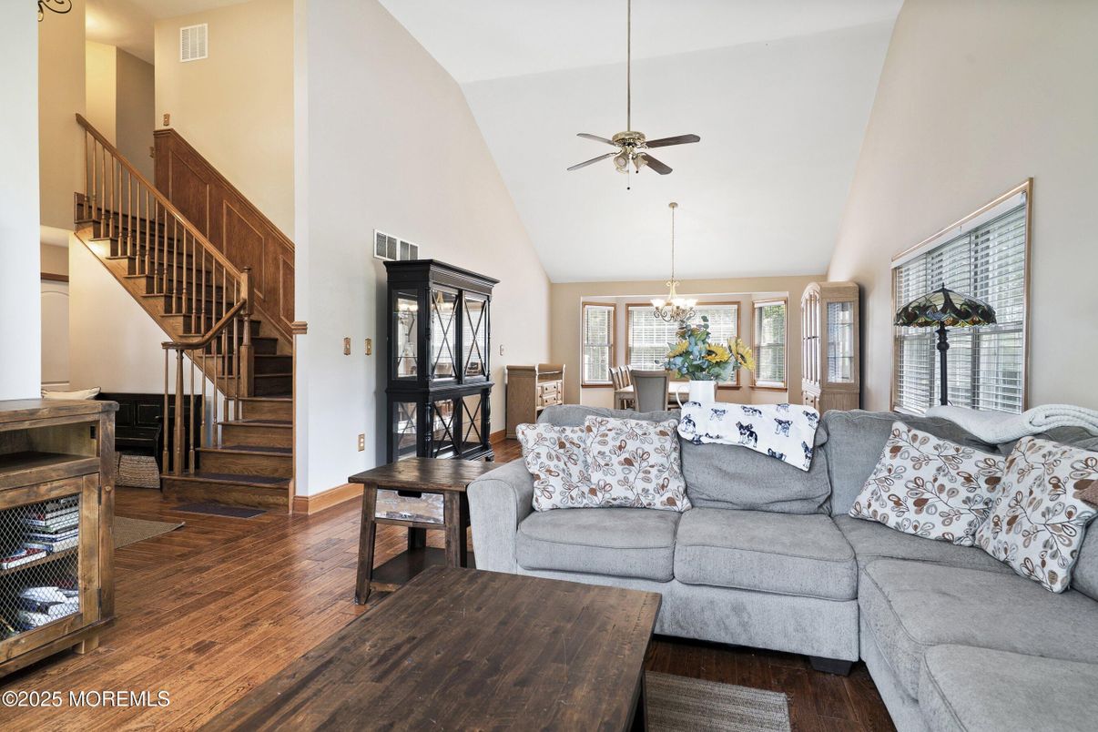 Chandelier, Dining room, Interior, Living room, Wood Texture Flooring