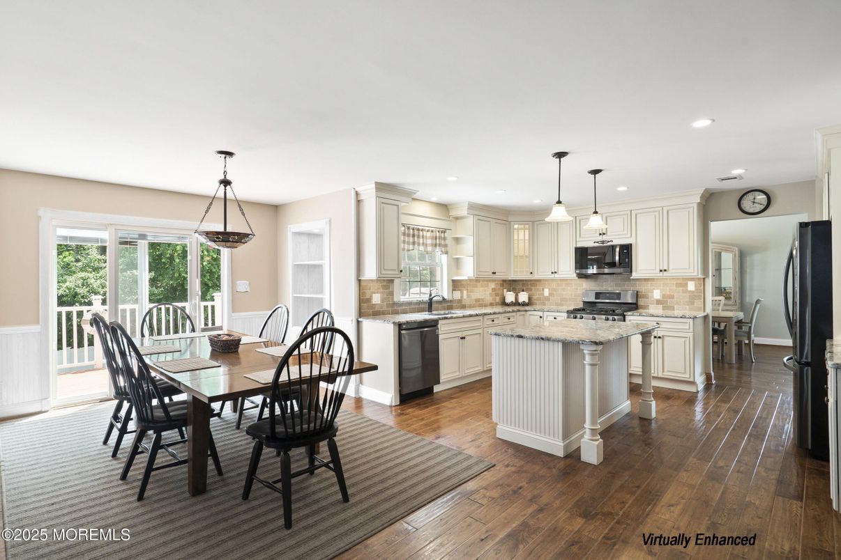 Dining room, Interior, Kitchen, Pendant Lights, Recessed Lighting, Stainless Steel Appliances, Wood Texture Flooring