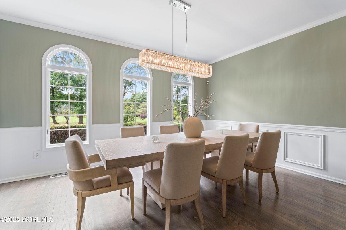 Chandelier, Dining room, Interior, Wood Texture Flooring