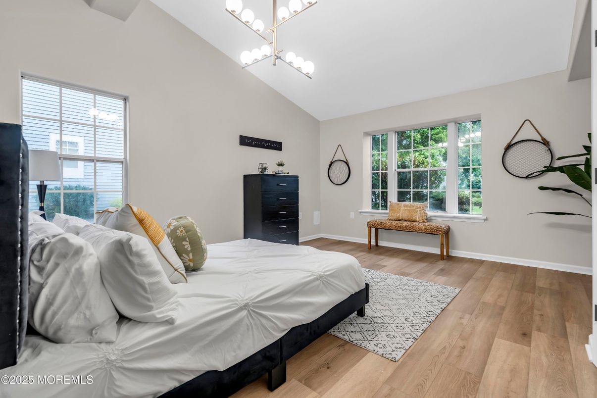 Bedroom, Interior, Pendant Lights, Wood Texture Flooring