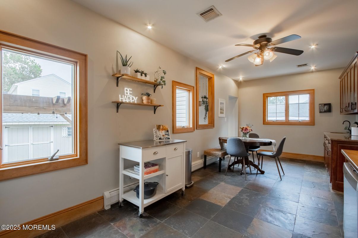 Dining room, Interior, Recessed Lighting
