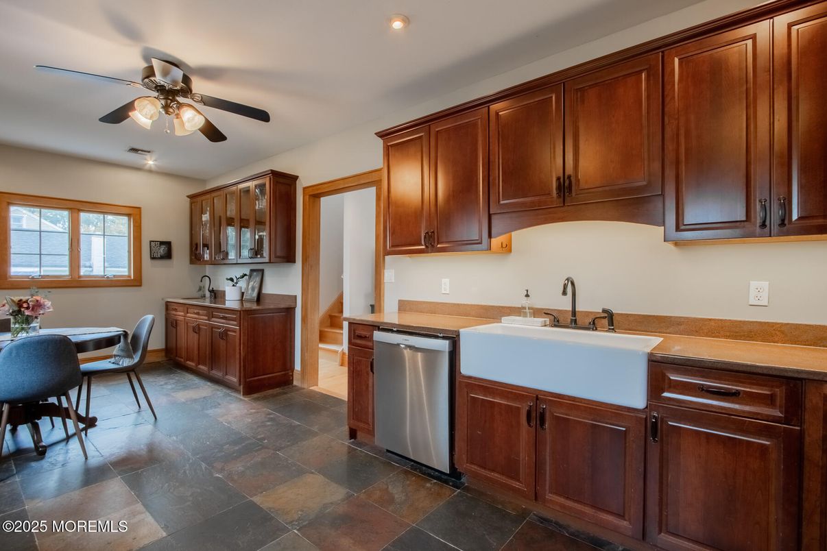 Dining room, Interior, Kitchen, Recessed Lighting