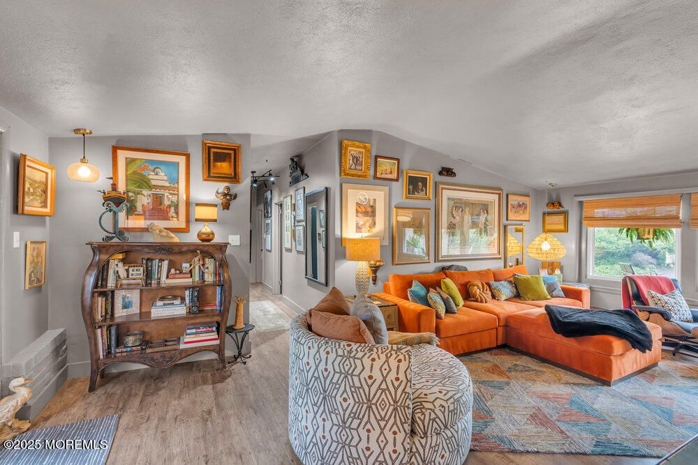 Interior, Living room, Pendant Lights, Wood Texture Flooring