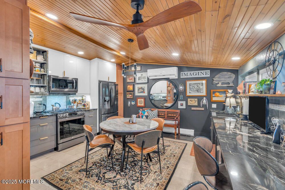 Dining room, Interior, Kitchen, Recessed Lighting, Wooden Ceilings