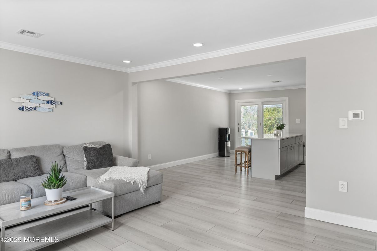 Interior, Kitchen, Living room, Recessed Lighting, Wood Texture Flooring