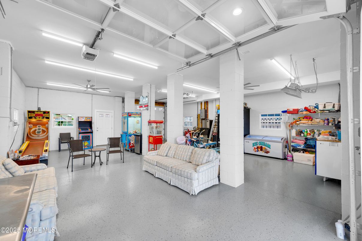 Garage, Interior, Recessed Lighting