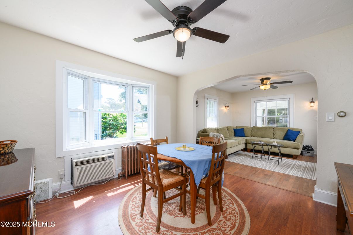 Dining room, Interior, Living room, Wood Texture Flooring