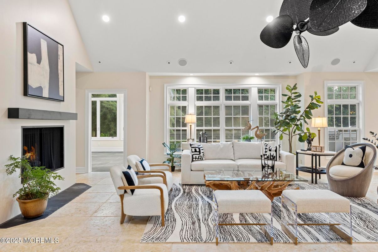Fireplace, Interior, Living room, Recessed Lighting
