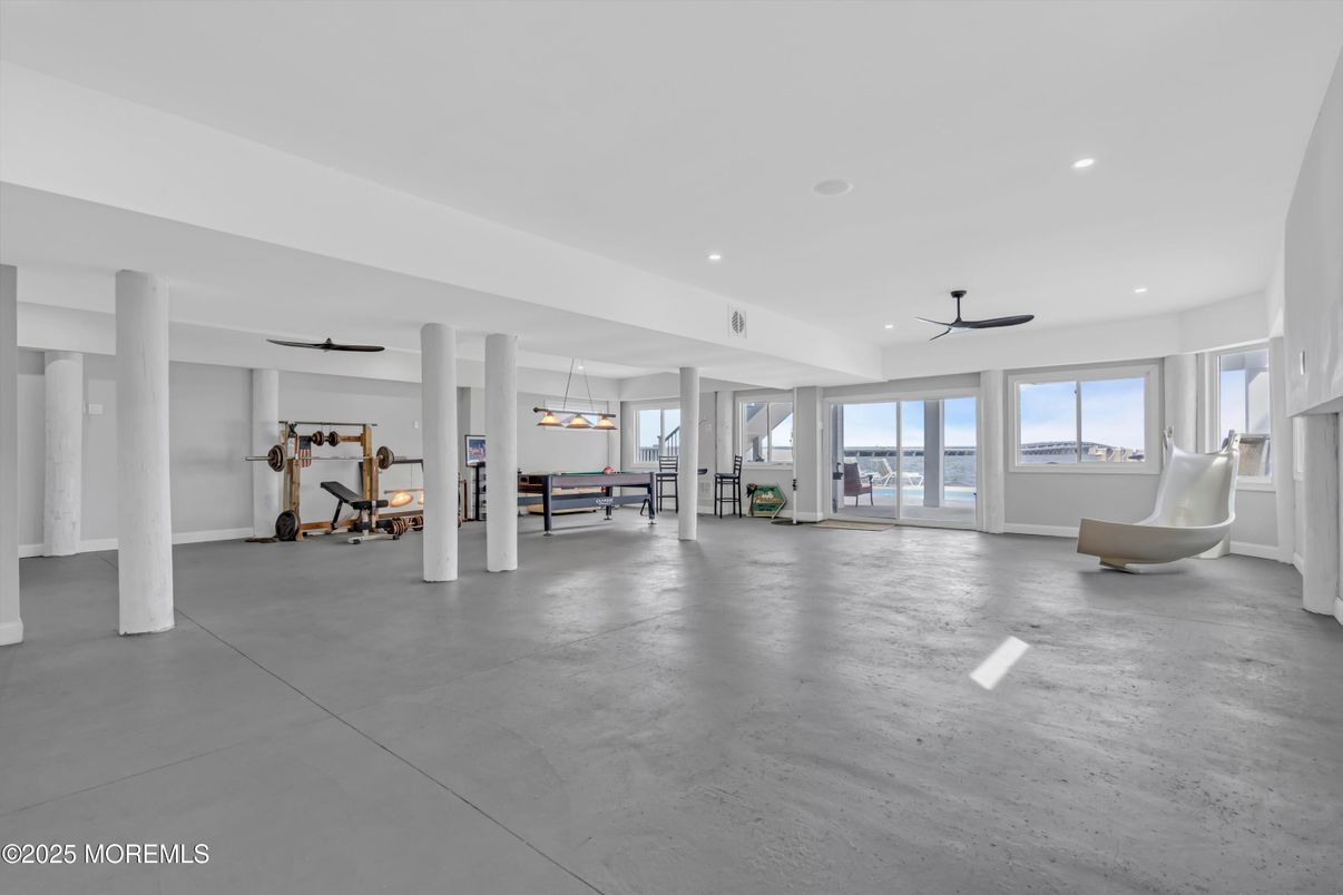 Interior, Recessed Lighting