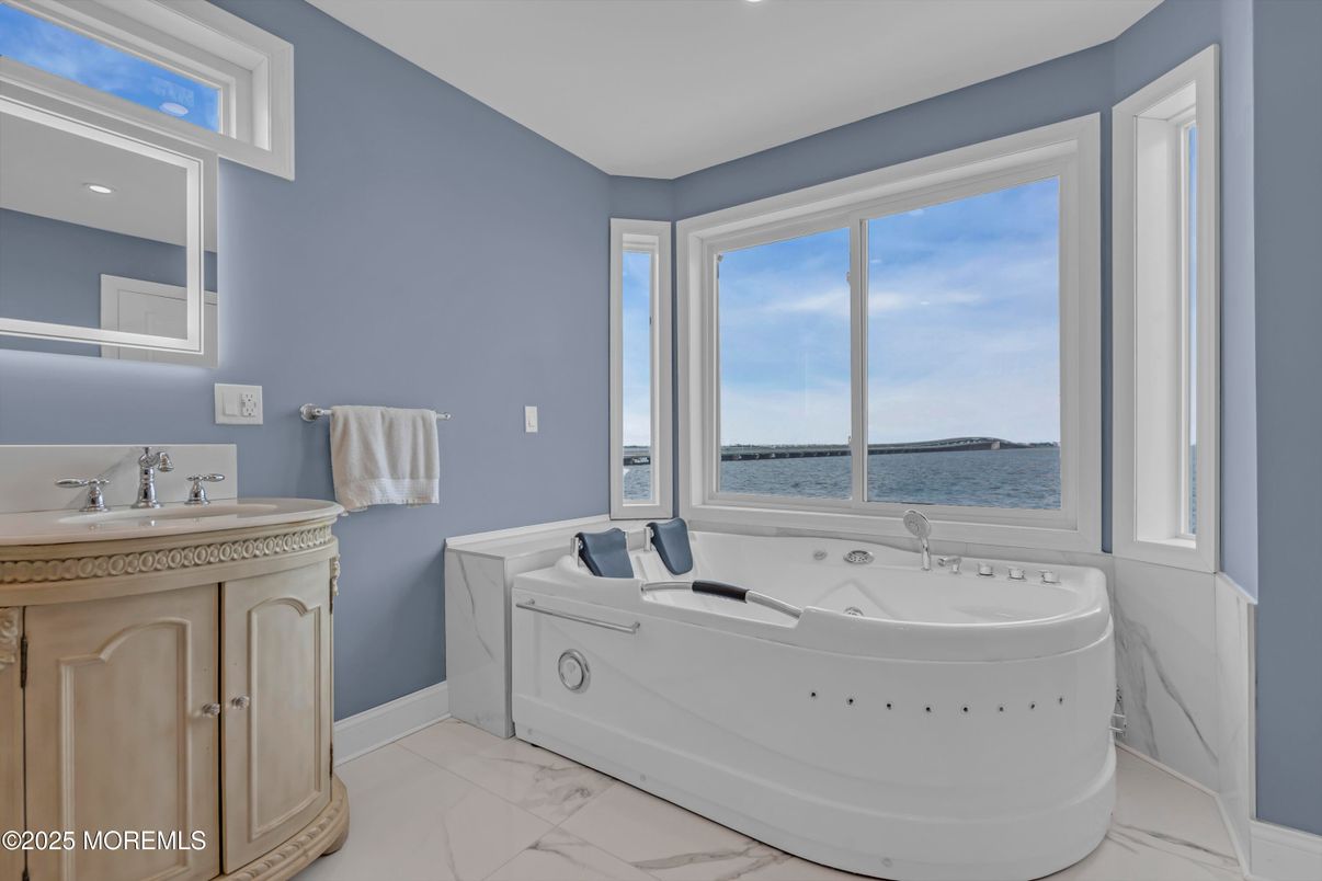 Bathroom, Interior, Marble, Recessed Lighting, Water