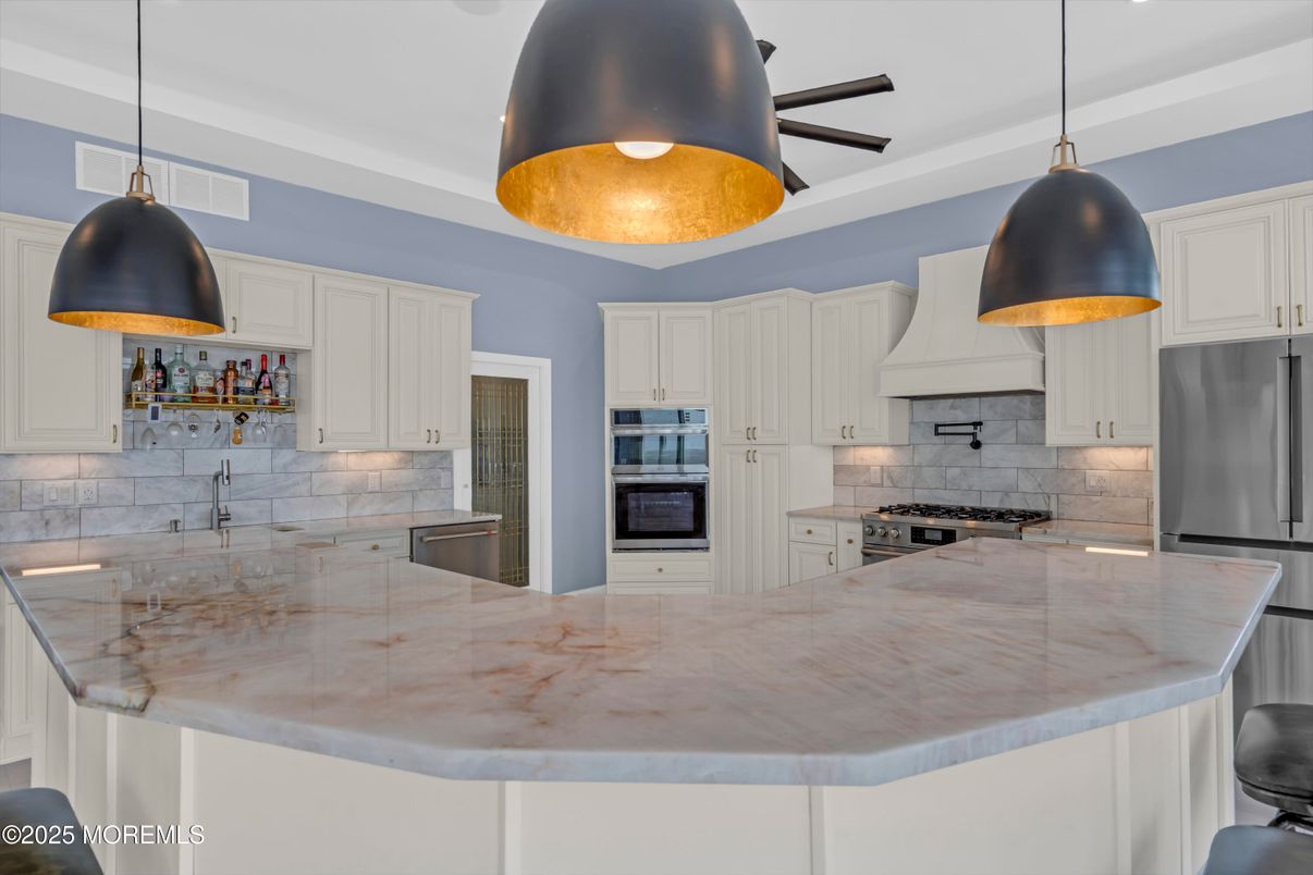 Interior, Kitchen, Pendant Lights, Recessed Lighting, Stainless Steel Appliances