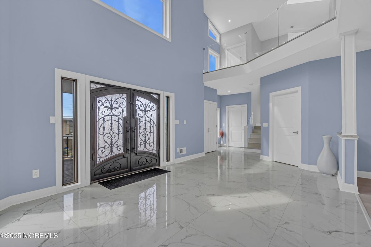 Interior, Marble, Recessed Lighting