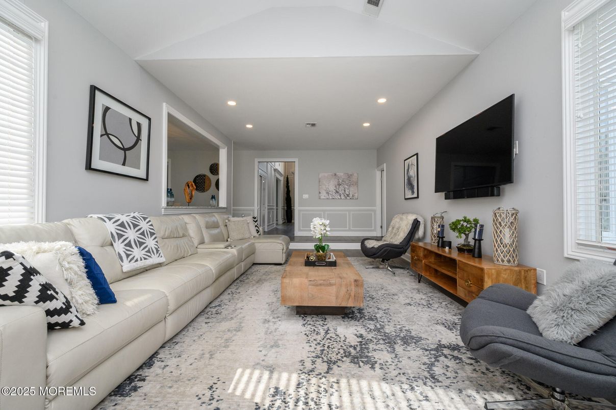 Interior, Living room, Recessed Lighting