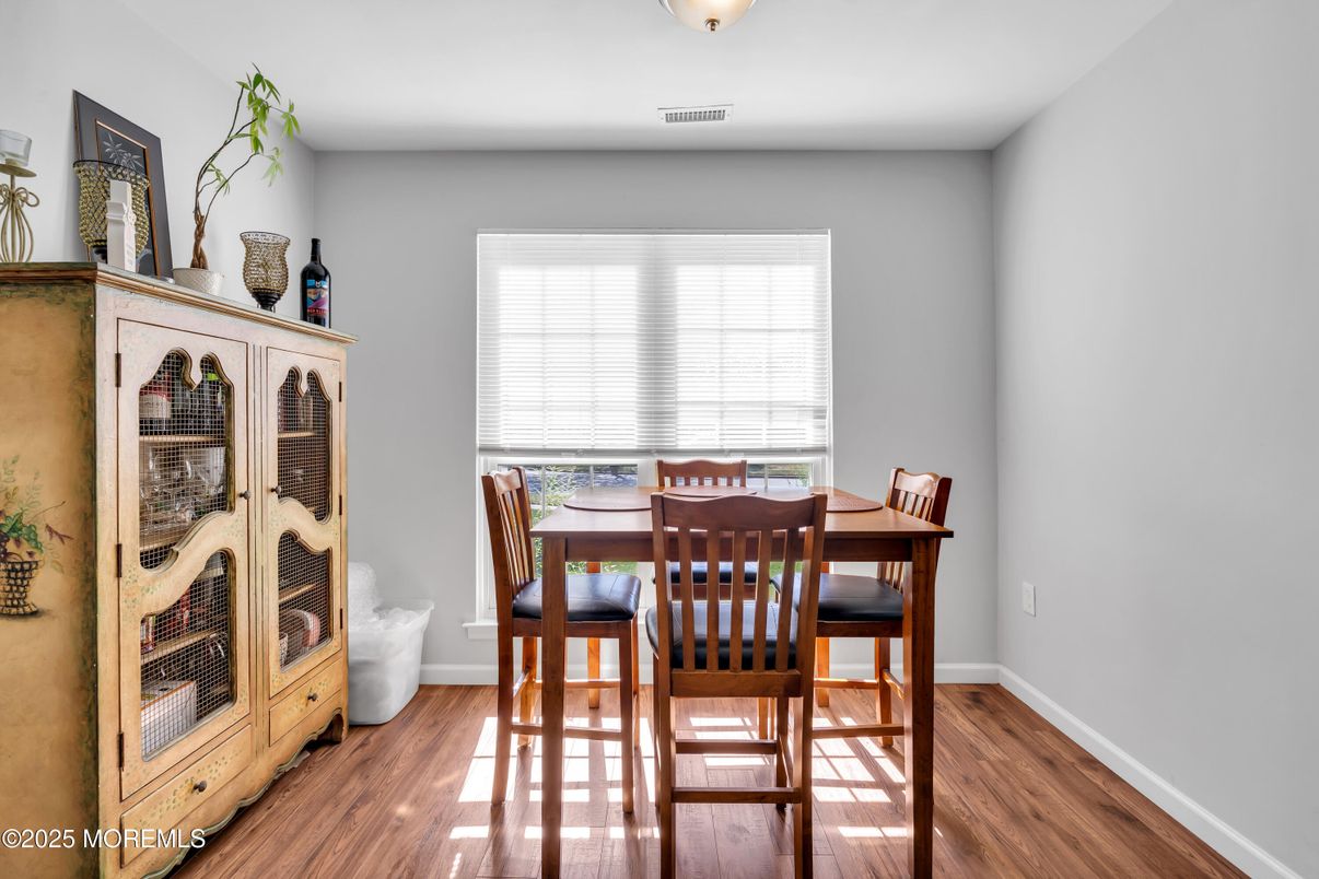 Dining room, Interior, Wood Texture Flooring
