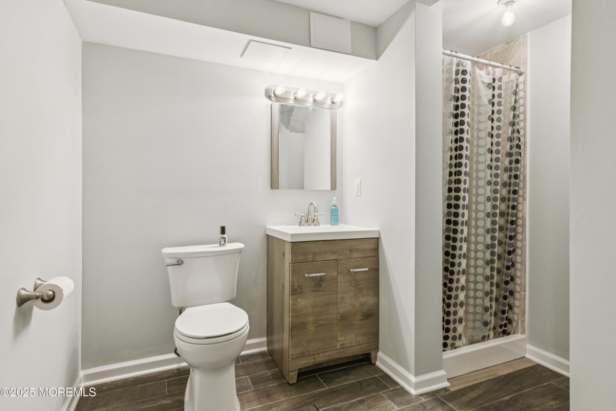 Bathroom, Interior, Wood Texture Flooring