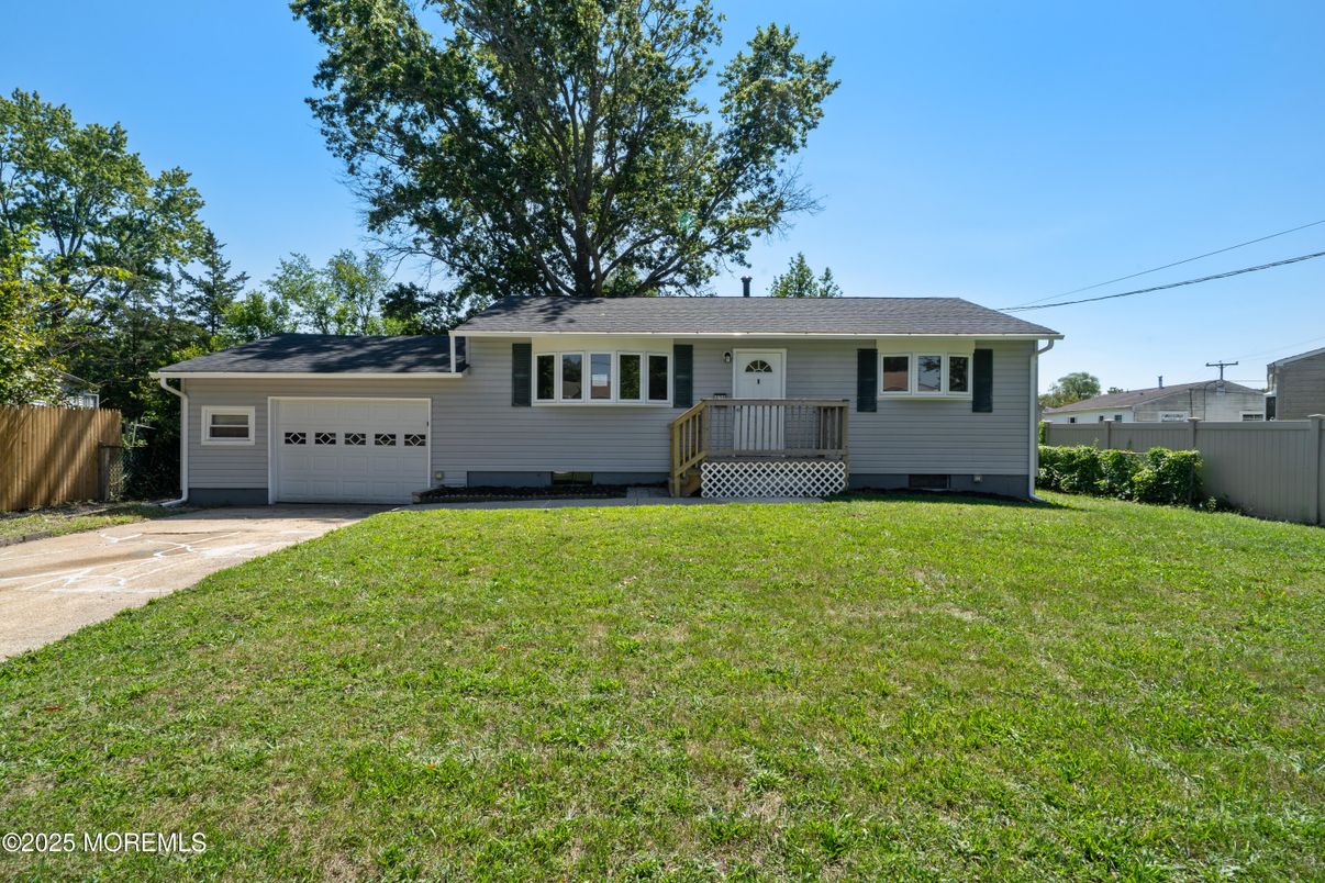 Attached, Backyard, Exterior, Facade, Cape Cod