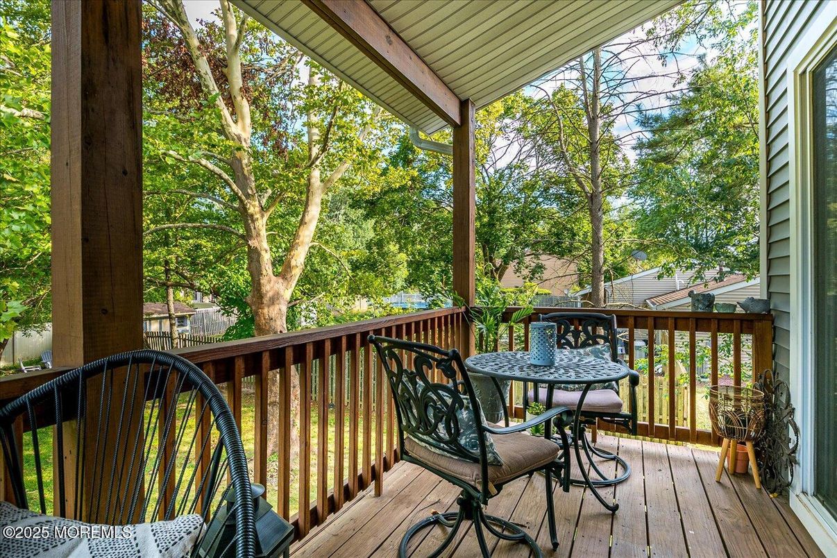 Exterior, Wood Texture Flooring