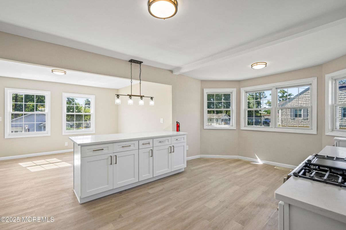 Interior, Kitchen, Pendant Lights, Wood Texture Flooring