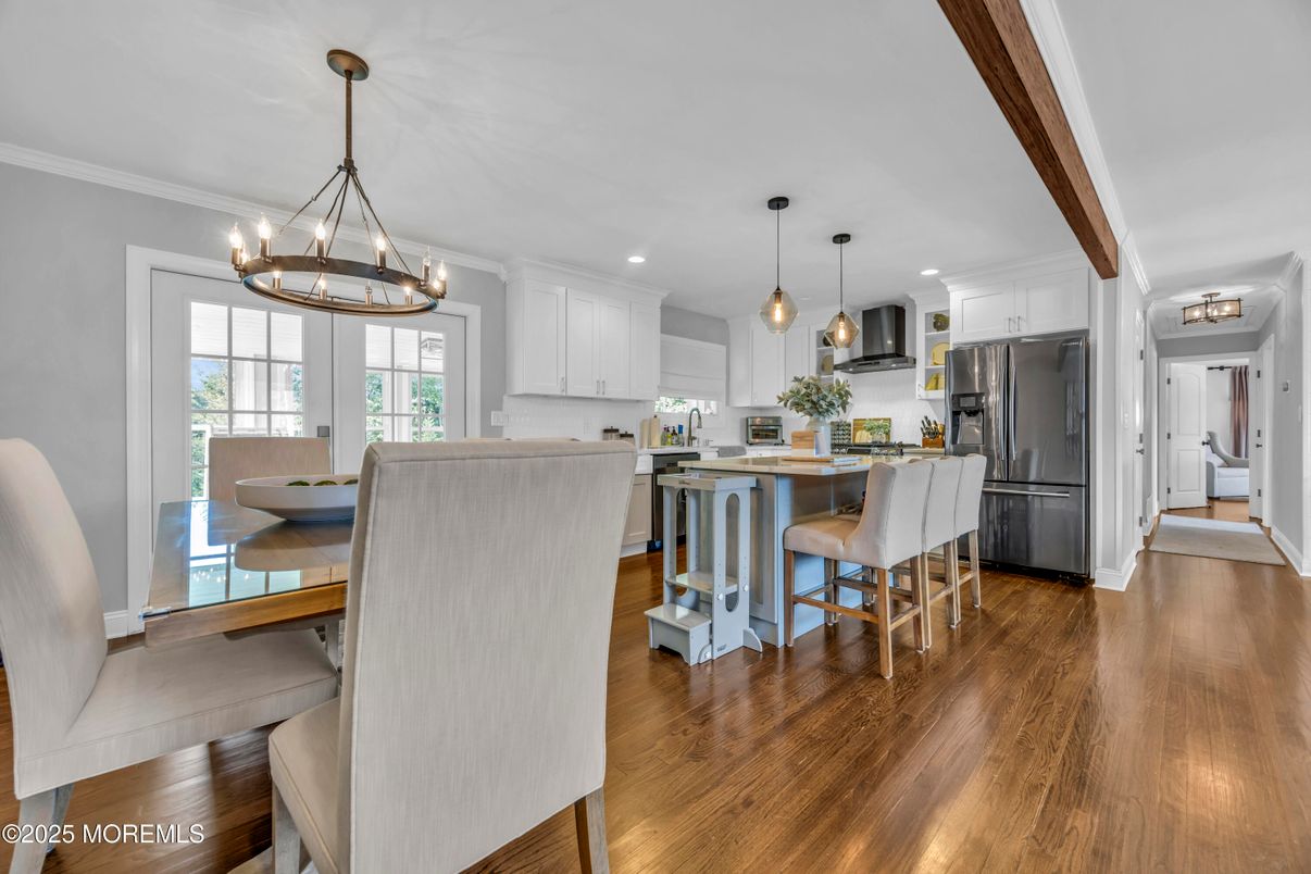 Chandelier, Dining room, Interior, Kitchen, Pendant Lights, Recessed Lighting, Wooden Beams, Wood Texture Flooring