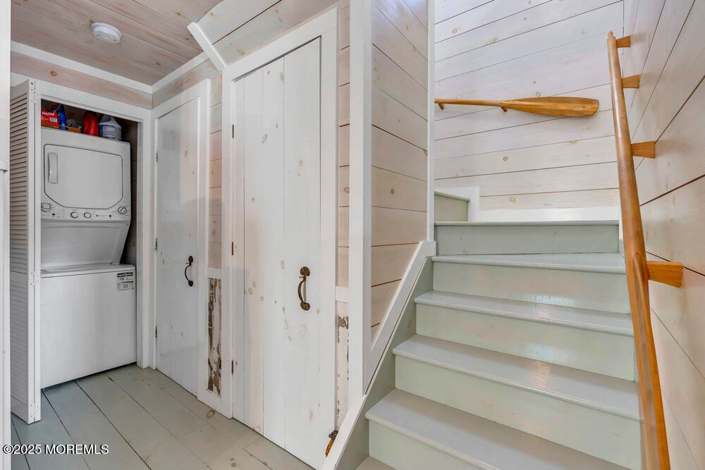 Interior, Utility Closets, Washer, Wooden Ceilings