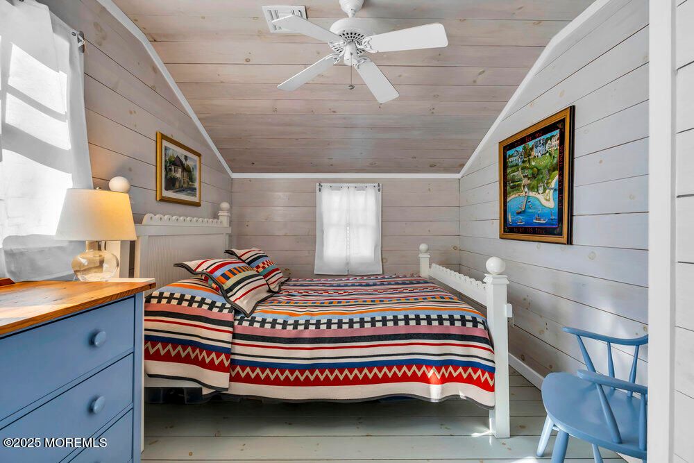 Bedroom, Interior, Wooden Ceilings, Wooden Walls