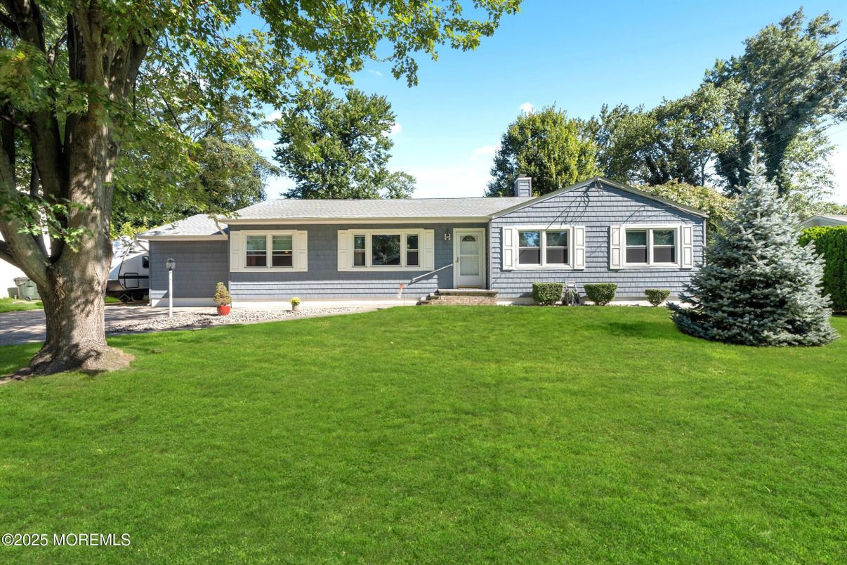 Attached, Backyard, Exterior, Facade, Ranch