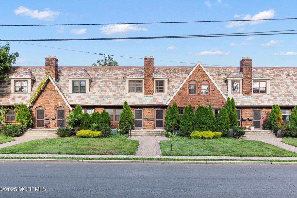 Exterior, Facade, Brick Facade, Tudor Revival
