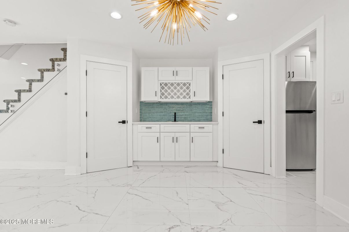 Interior, Kitchen, Marble, Recessed Lighting