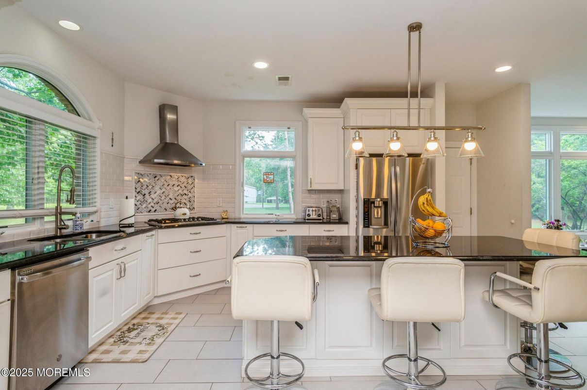 Interior, Kitchen, Pendant Lights, Recessed Lighting, Stainless Steel Appliances