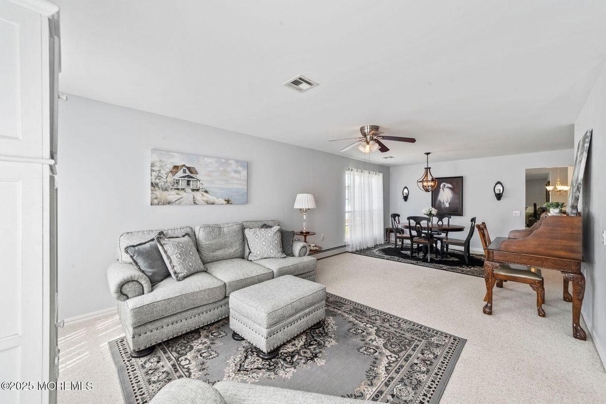Dining room, Interior, Living room, Piano