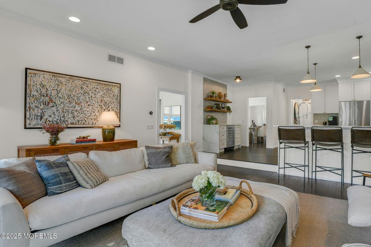 Interior, Kitchen, Living room, Pendant Lights, Recessed Lighting, Stainless Steel Appliances, Wood Texture Flooring