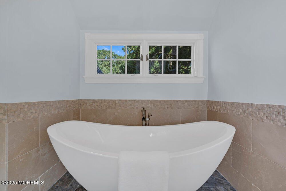 Bathroom, Free Standing Baths, Interior