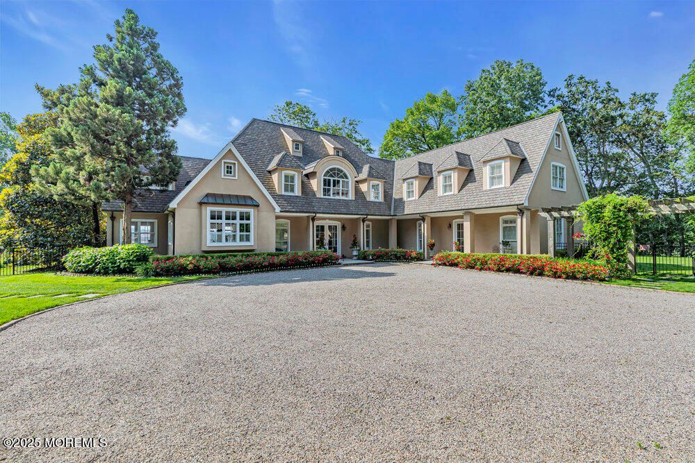 Backyard, Exterior, Facade, French Provincial