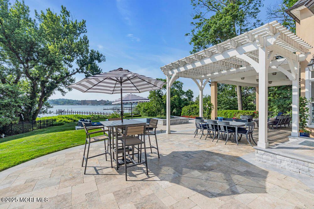Backyard, Exterior, Water