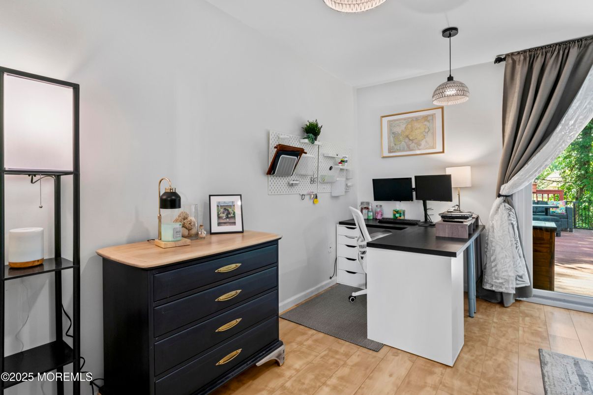 Home Office, Interior, Pendant Lights, Wood Texture Flooring