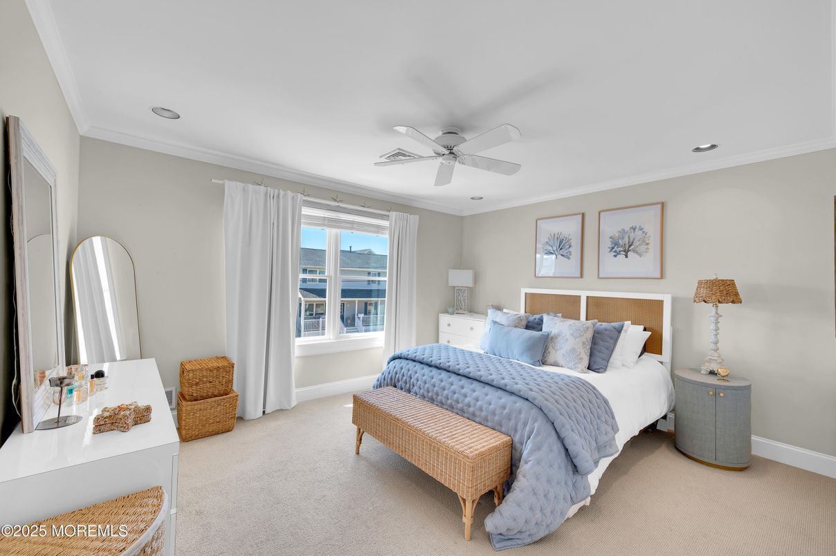 Bedroom, Interior, Recessed Lighting