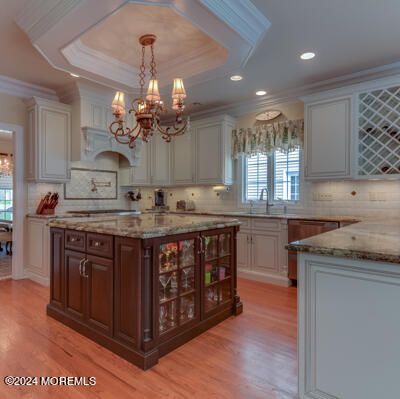 Chandelier, Interior, Kitchen, Recessed Lighting, Wood Texture Flooring