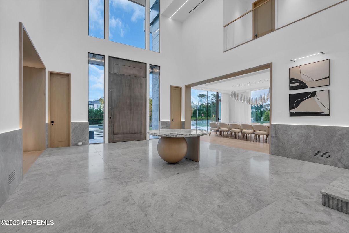 Dining room, Interior, Marble, Pendant Lights