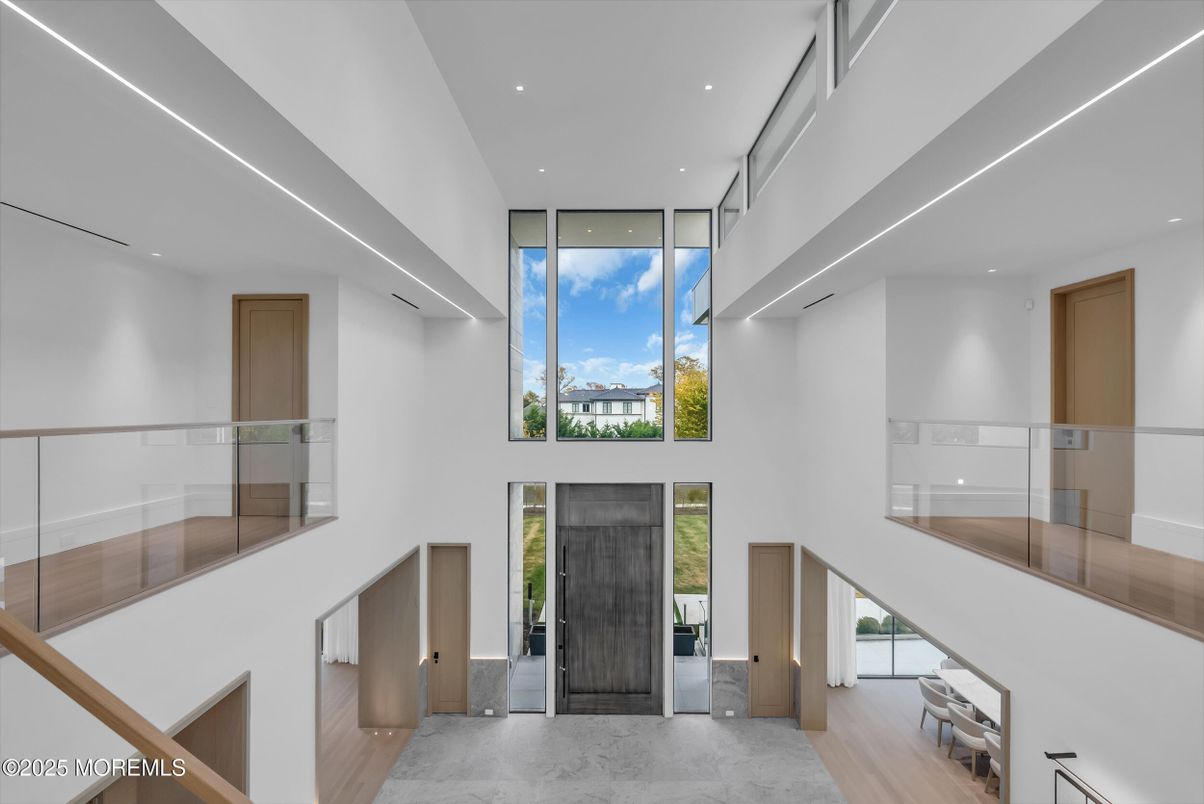 Interior, Marble, Recessed Lighting, Wood Texture Flooring