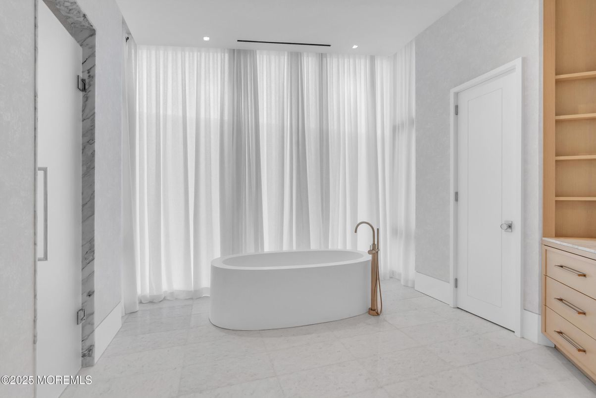 Bathroom, Free Standing Baths, Interior, Recessed Lighting
