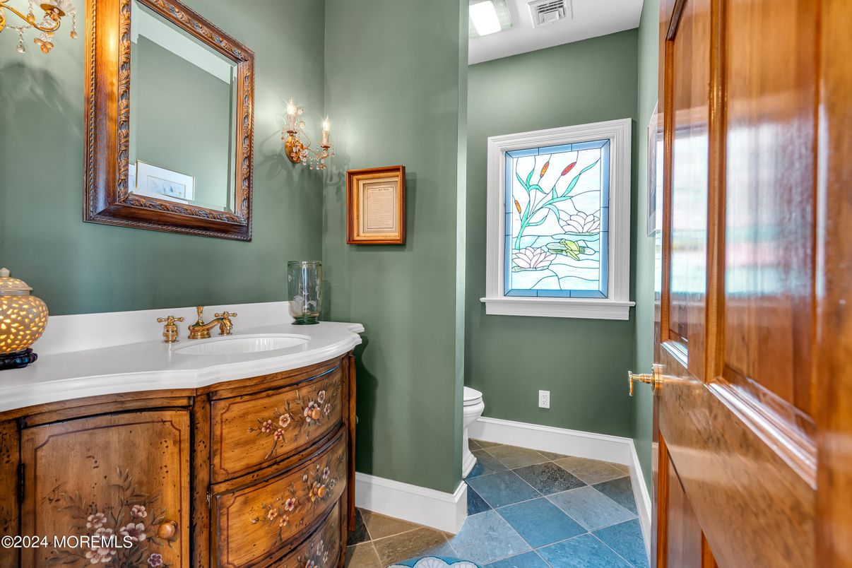 Bathroom, Interior
