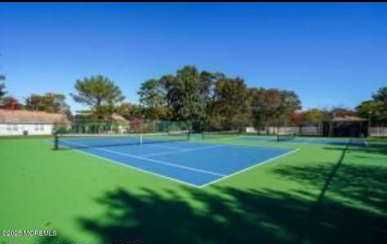 Exterior, Tennis Courts
