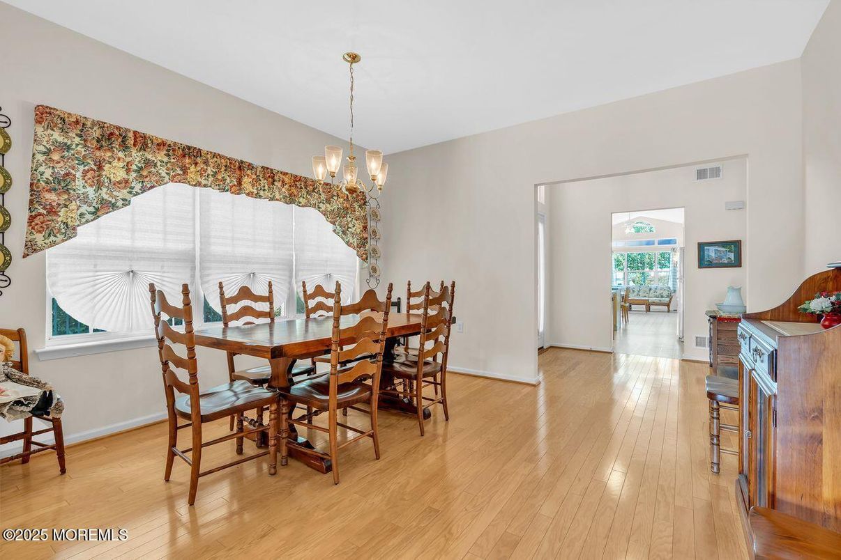 Chandelier, Dining room, Interior, Pendant Lights, Wood Texture Flooring
